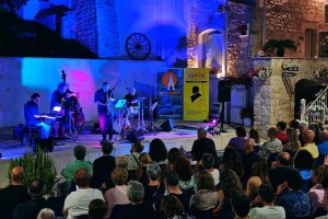 TORNA IL MAXIMA JAZZ FEST: L'EDIZIONE 2026 DEDICATA A MILES DAVIS E JOHN COLTRANE