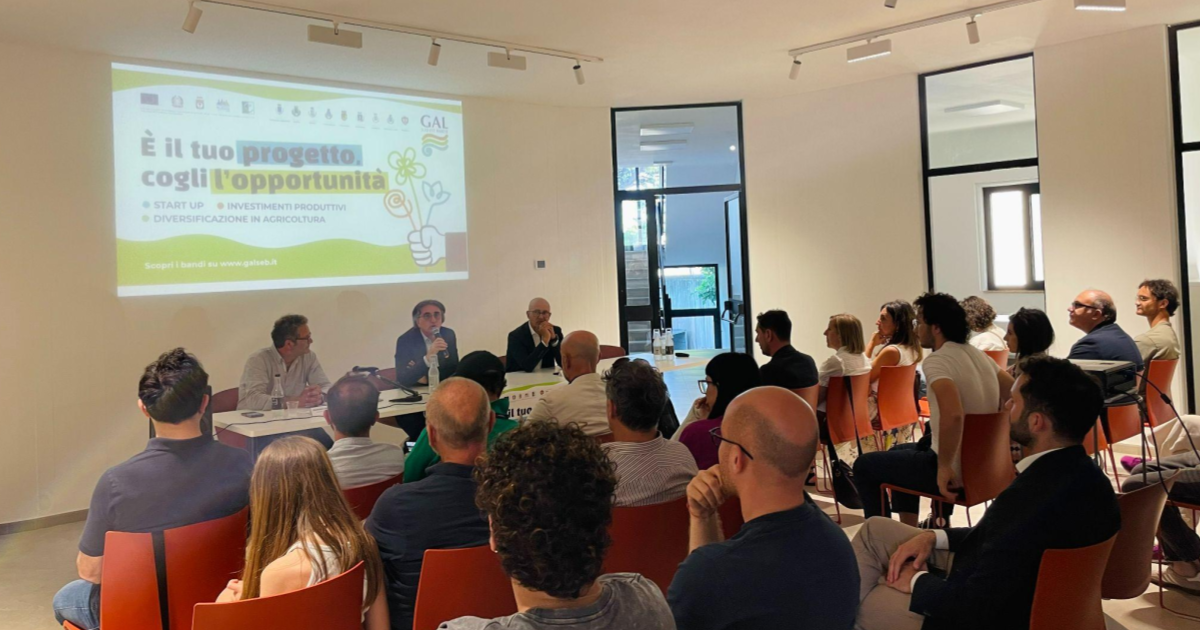 SI CONCLUDE IL TOUR DI PRESENTAZIONE DEI NUOVI BANDI: LE ULTIME TAPPE A MOLA DI BARI, ADELFIA E CONVERSANO