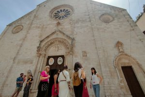 PRESS TOUR - BORGO D'ESTATE CONVERSANO 2022